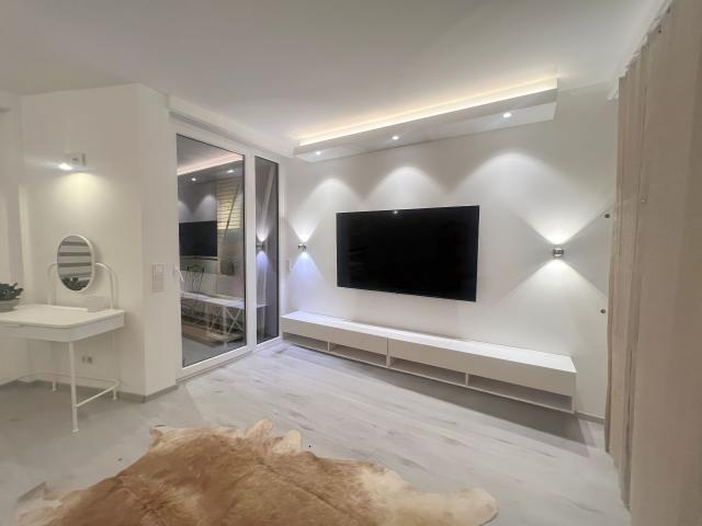 Apartment +Balcony +Parkingspace +Furnished Close to city
