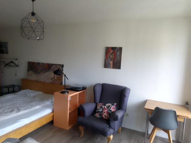 Apartment between Rosengarten and Neustadt with balcony, Dresden Amsterdam Apartments for Rent