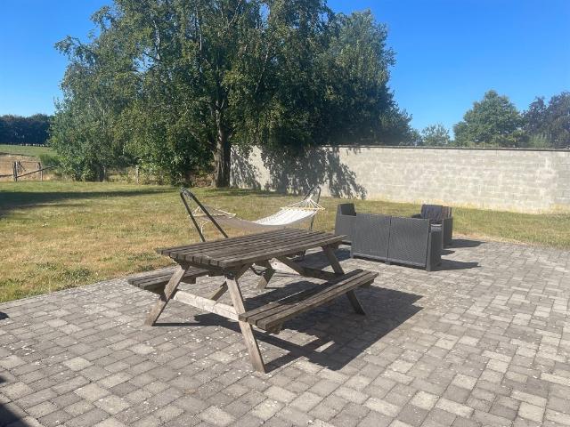apartment bij 77 Saint Eloi VAUX SUR SURE