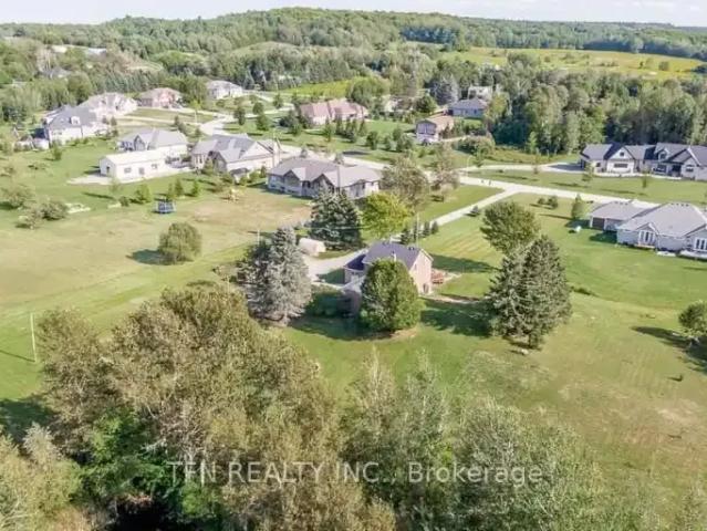 Apartment Bradford West Gwillimbury ON 104638575