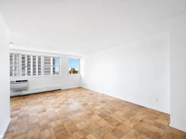 apartment Brooklyn Heights NY ES102752844