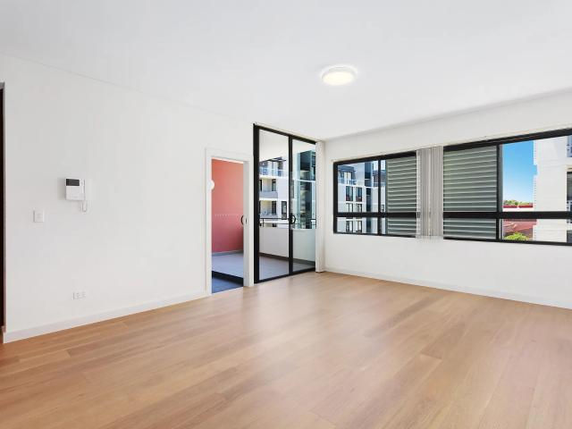apartment D505/95 Dalmeny Avenue, Rosebery