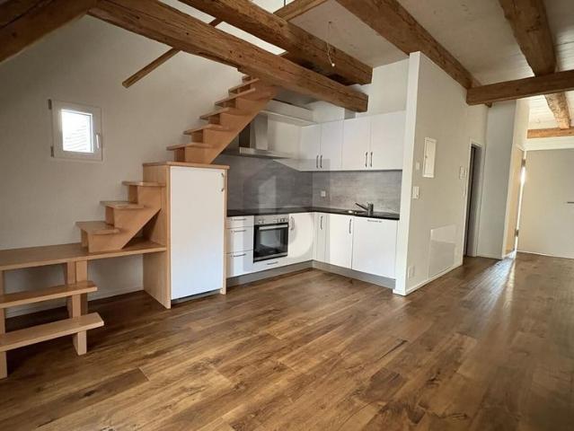 APARTMENT DE CHARME EN VIEILLE VILLE