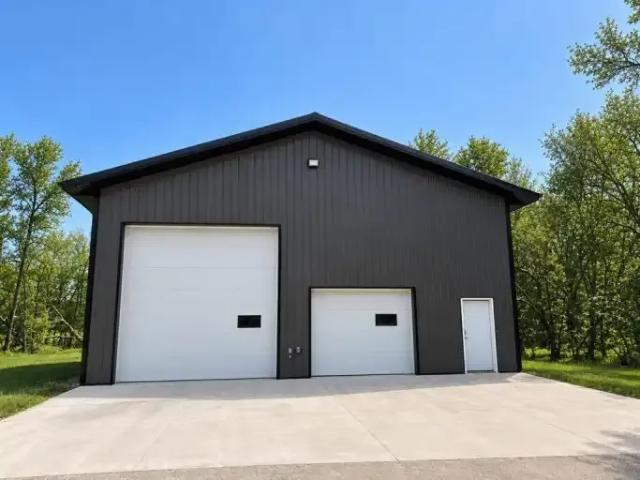 Apartment Dufferin MB LS105623856