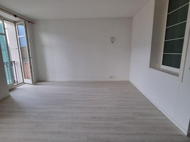 Apartment duplex for rent with 2.5 rooms in Ascona