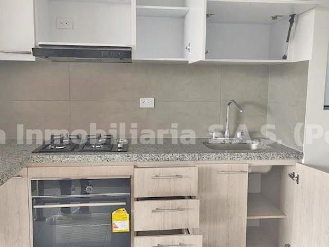 apartment en arriendo CL 10 SUR 14 A 77 BL 9 AP 401