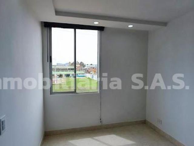 apartment en arriendo CL 4 ESTE 2 99 BL 1 AP 303