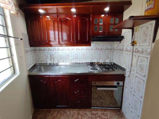 apartment en arriendo CL 66 E 39 65 INT 301