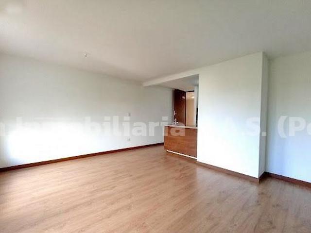 apartment en arriendo CL 9 SUR 14A 88 BL 14 AP 202