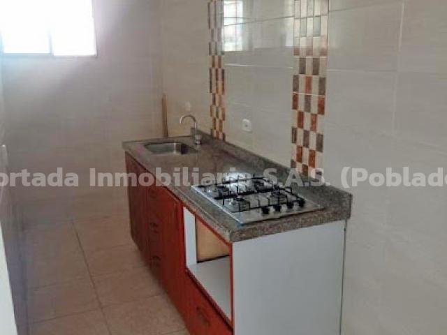 apartment en arriendo CR 2 1 04 URB ALTOS DE MADRID BL 21 AP 104