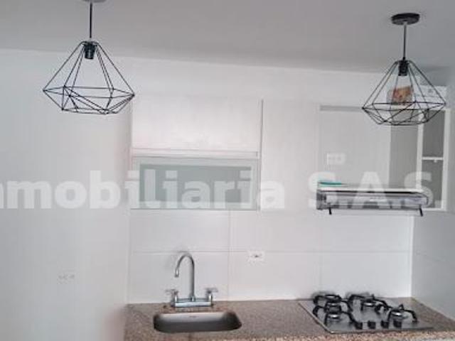 apartment en arriendo CR 2 ESTE 4 108 BL 13 AP 103
