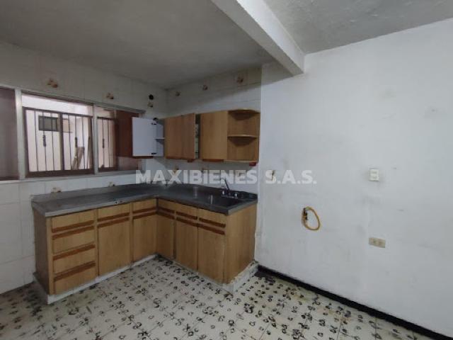 apartment en arriendo CR 37 66D 45