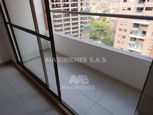 apartment en arriendo CR 53A 45 84 AP 2001 FLOR DE AGUA