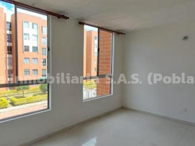 apartment en arriendo CR 5 7A 44 BL 4 AP 301