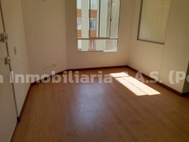 apartment en arriendo CR 5 26 75 URB TORRES DE ZUAME PINARES AP 301