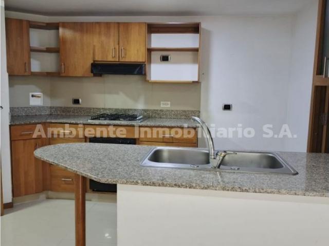 apartment en arriendo Aves Marías