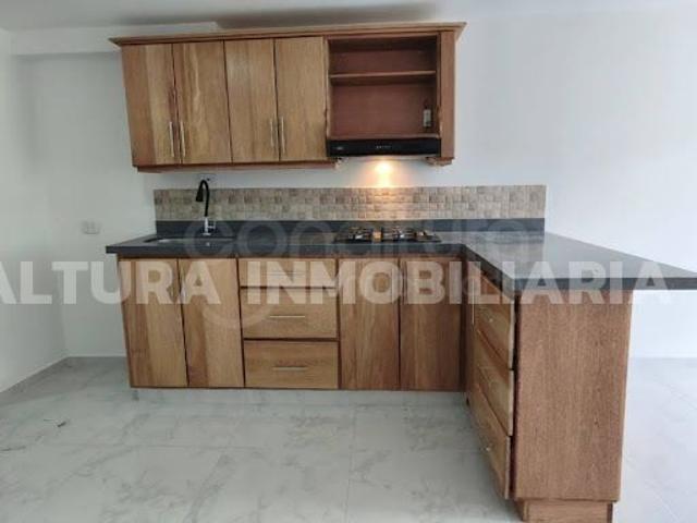 apartment en arriendo DG 54 19 20 AP 2527 URB SENDERO SILVESTRE