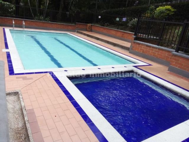 apartment en arriendo Poblado