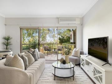 Townhouse style space with top floor privacy, endless lifestyle appeal