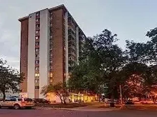 Apartment Edmonton AB LS96250073