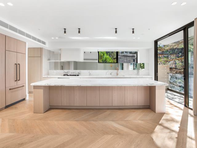 Apartment For Lease 1/76 Drumalbyn Road, Bellevue Hill