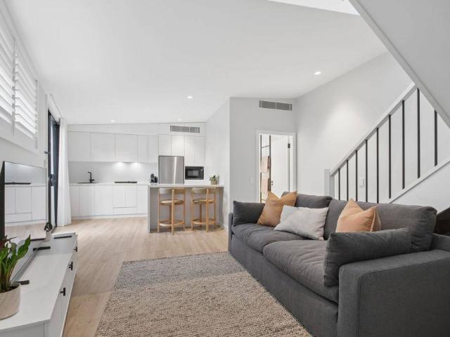 Apartment For Lease 40a Maroa Crescent, Allambie Heights NSW 2100