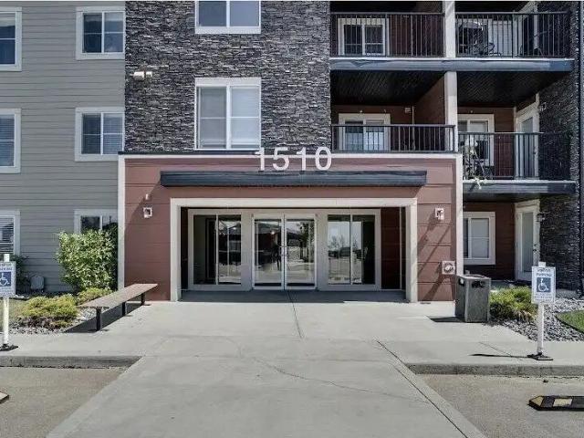 Apartment for Rent 2 bedroom, 2 Bathroom, Apartment Condo with U.G Parking