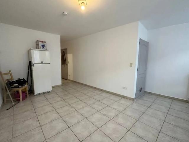 Apartment for rent, Courcelles