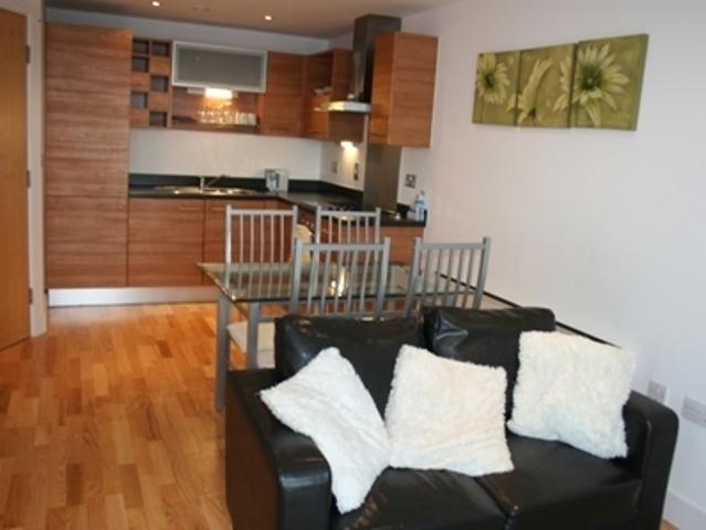 Apartment for rent Cartier House Clarence Dock Leeds cit.