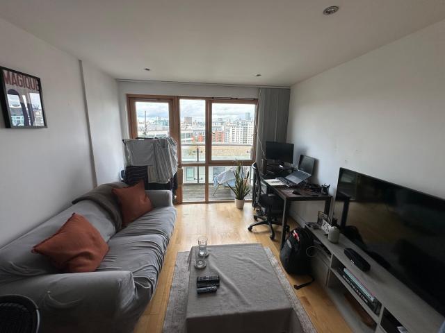 Apartment for rent Crozier House, Leeds Dock, City Centre