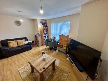 Apartment for rent Ashover Road, Kenton