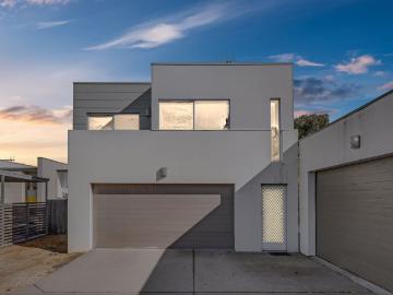 Crace, Yass Valley, Victoria - Balcony