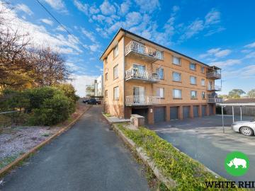 Queanbeyan, Greater Queanbeyan - Balcony