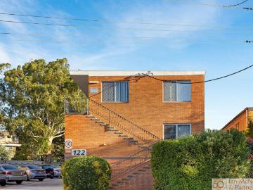 apartment for rent at 17/122 Henderson Road, Queanbeyan NSW 2620, Australia
