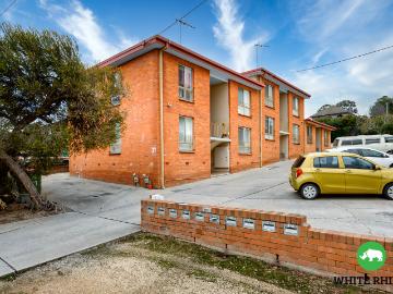 apartment for rent at 2/21 Blackall Avenue, Queanbeyan NSW 2620, Australia