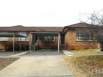 Queanbeyan West, Victoria - Parking, Equipped kitchen