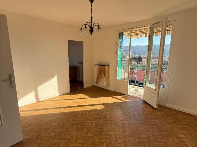 apartment for rent at CONDRIEU