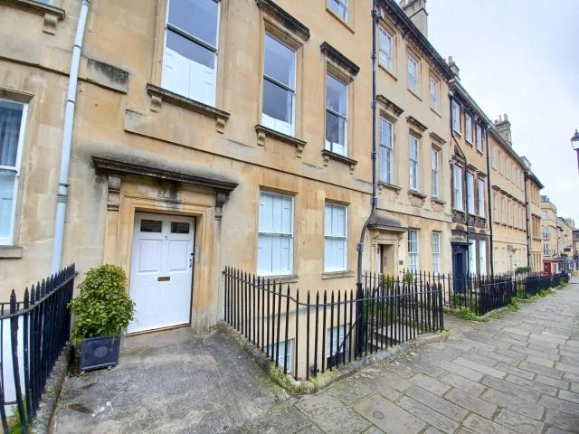 apartment for rent at Catharine Place, Bath, Somerset, BA1, UK