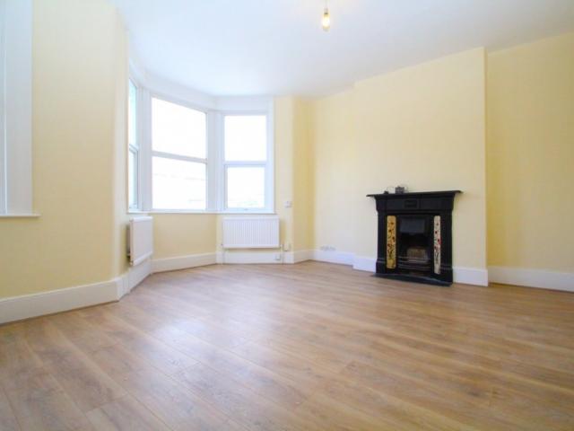 apartment for rent at Allison Road, London