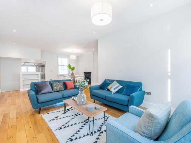 apartment for rent at apartment Marylebone High Street, London W1U