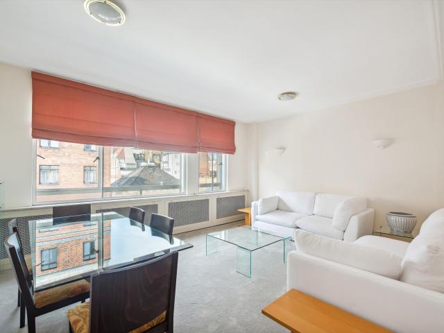 apartment for rent at apartment Meridien House, Upper Berkeley Street, Marylebone, London W1H