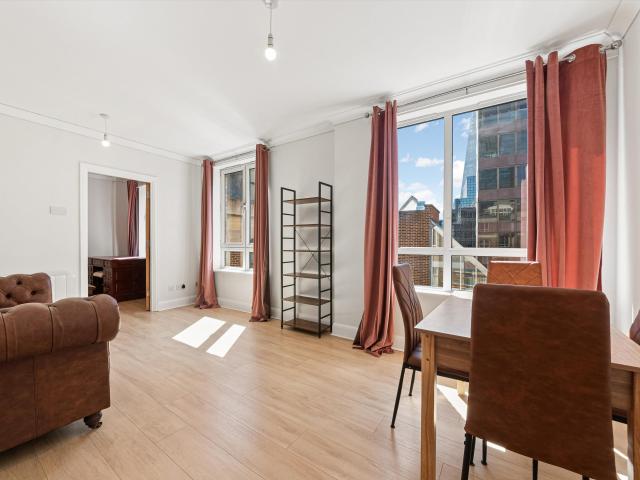 apartment for rent at apartment Monument Street, London EC3R