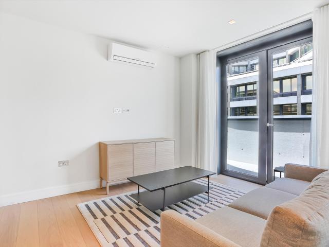 apartment for rent at apartment Morwell Street, London, WC1B