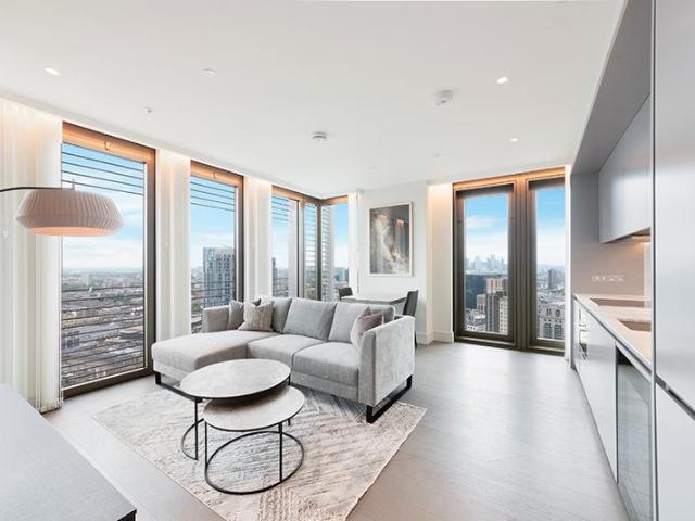 apartment for rent at apartment One Bishopsgate Plaza, Houndsditch, London, EC3A