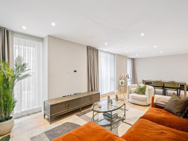 apartment for rent at apartment Baker Street, London NW1