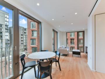 apartment for rent at apartment Cadence, Lewis Cubitt Walk, London, N1C