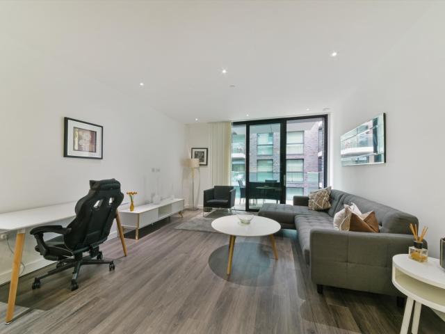 apartment for rent at apartment Catalina House, Canter Way, London, E1
