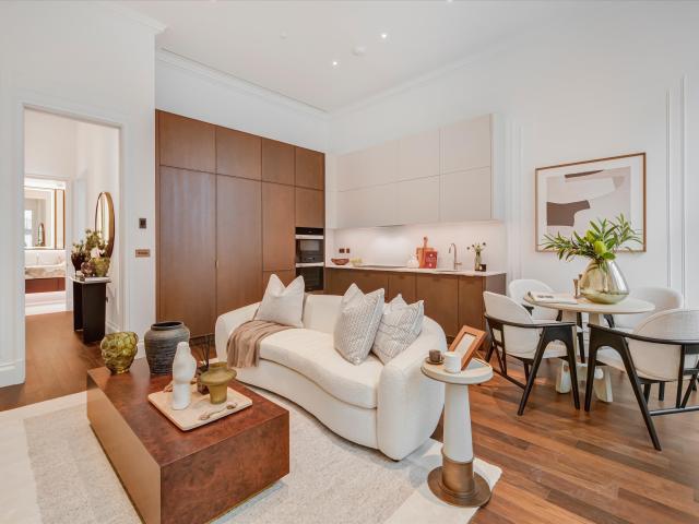 apartment for rent at apartment Charles Street, Mayfair, London, W1J