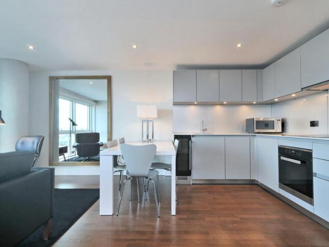 apartment for rent at apartment Crawford Building, 112 Whitechapel High Street, London, E1