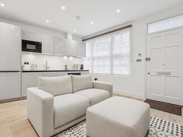 apartment for rent at apartment Crawford Place, London W1H